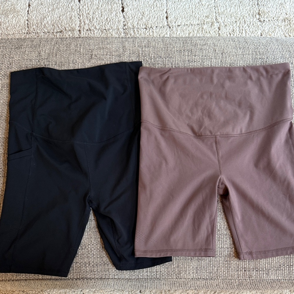 Fabletics/Gap Maternity Biker Shorts set of 2